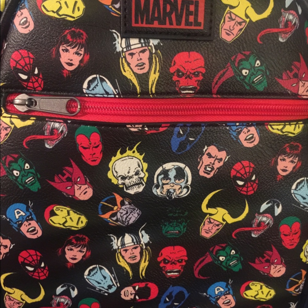 Marvel Avengers small backpack ***NWT**